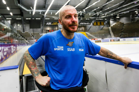 Luleås Jan Sandström har just avslutat sin 1000 SHL match