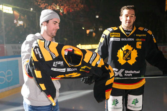 Skellefteås Bud Holloway hälsade välkommen tillbaka