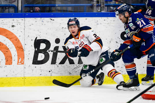 Djurgårdens Jonathan Davidsson och Växjös Cory Murphy