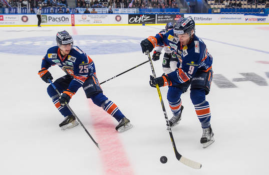 Växjös Philip Holm och Josh Hennessy