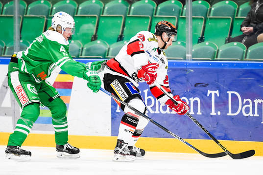 Rögles Ludvig Claesson och Örebros Marcus Weinstock