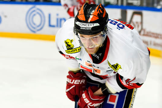 Örebros Tom Wandell har ont