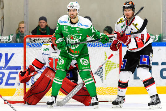 Rögles Ludvig Rensfeldt och Örebros Nicklas Grossmann