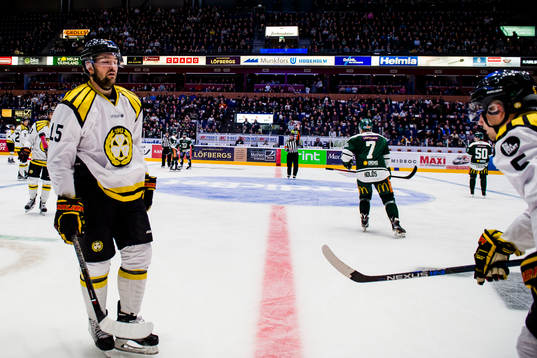Brynäs Simon Bertilsson deppar
