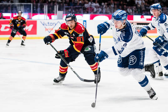 Djurgårdens Calle Ridderwall och Leksands Daniel Bertov