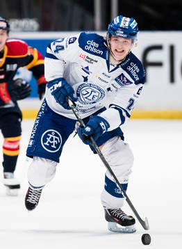 Leksands Isak Skedung med pucken