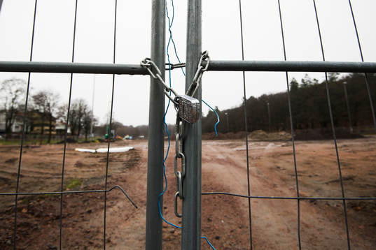 Lås på staket omkring