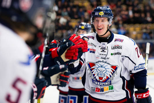 Linköpings Emil Sylvegård jublar