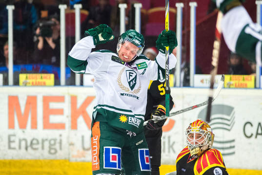 Färjestads Alexander Johansson jublar