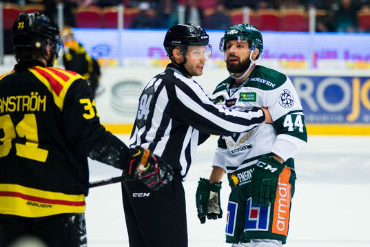 Brynäs Jonathan Granström och Färjestads Milan Gulas