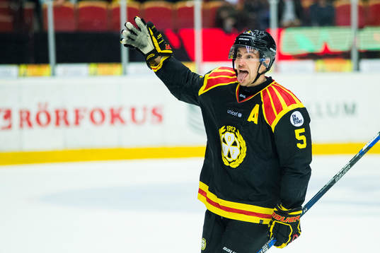 Brynäs Lukas Kilström jublar