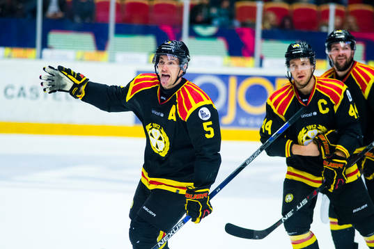 Brynäs Lukas Kilström jublar