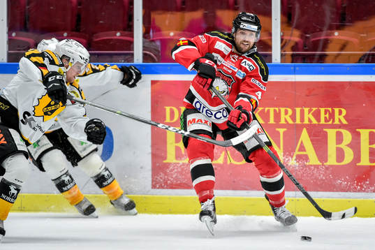 Skellefteås Sebastian Ohlsson och Malmö Redhawks Noah