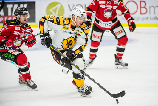 Skellefteås Joakim Lindström mot Malmö Redhawks Nicklas