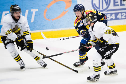 s Oscar Steen (v) och AIK:s Jesper Frödén (h)