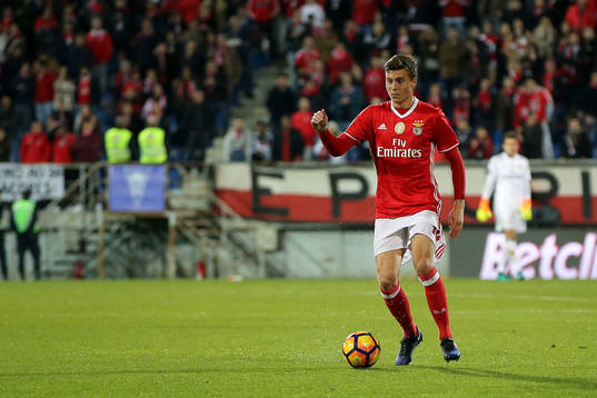 Bläddra bland fler bilder av Fotboll, Portugisiska Ligan, Benfica - Estoril