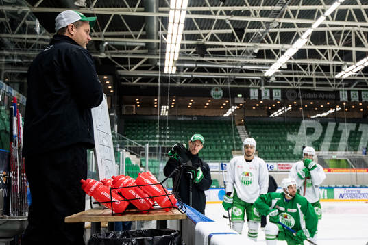 Assisterande tränare Mikael Chrintz-Gath