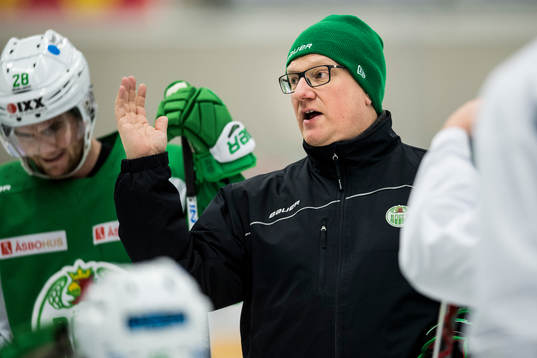 Assisterande tränare Magnus Bogren