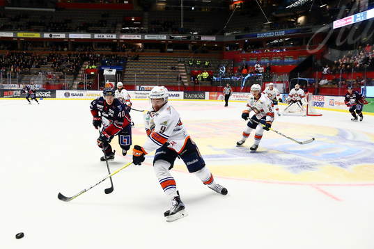 Växjös Josh Hennessy och Linköpings Ken Andre Olimb