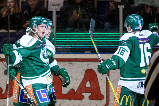Färjestads Magnus Nygren och Joakim Nygård jublar