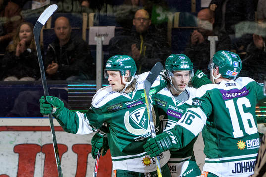 Färjestads Magnus Nygren och Joakim Nygård jublar