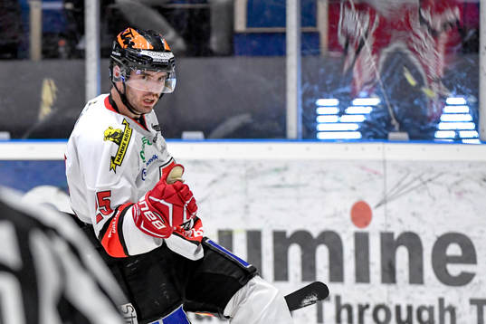 Örebros Martin Johansson jublar
