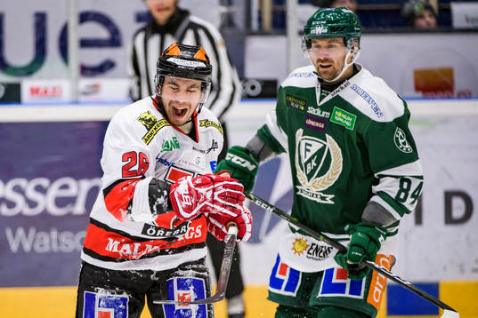 Örebros Greg Squires och Färjestads Tomas Skogs