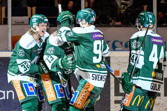 Färjestads Linus Persson jublar