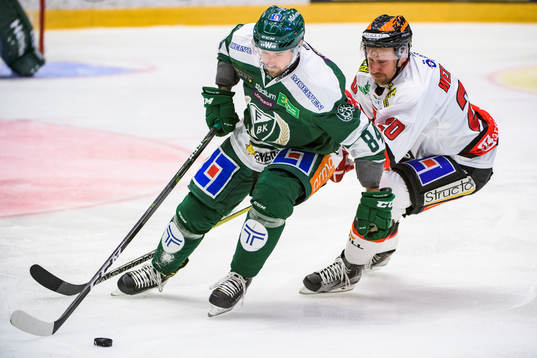 Färjestads Tomas Skogs och Örebros Marcus Weinstock