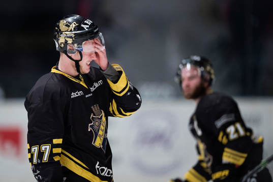 s Jacob Spångberg har ont