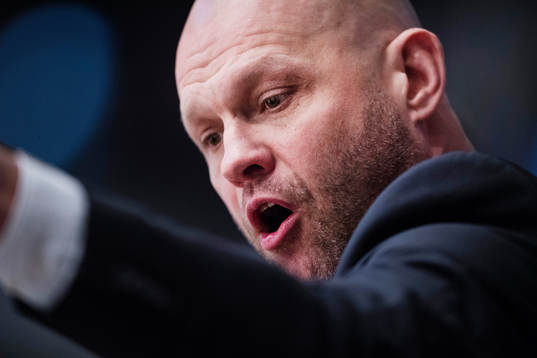 Modos tränare Andreas Johansson