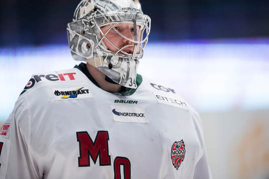 Modos målvakt Erik Hanses