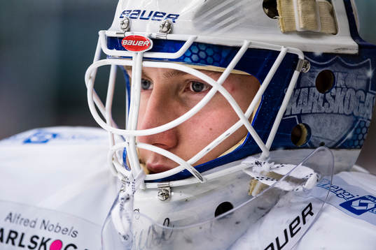 Karlskogas målvakt Emil Kruse