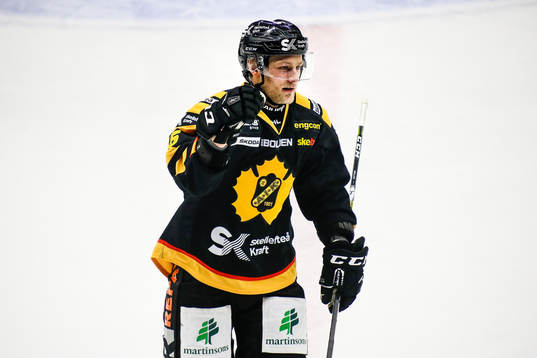 Skellefteås Oscar Möller jublar