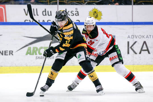 Skellefteås Pär Lindholm och Malmö Redhawks Jens Olsson