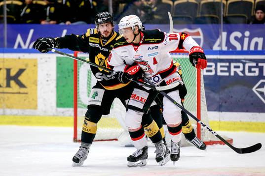Skellefteås Fredrik Lindgren och Malmö Redhawks Robin