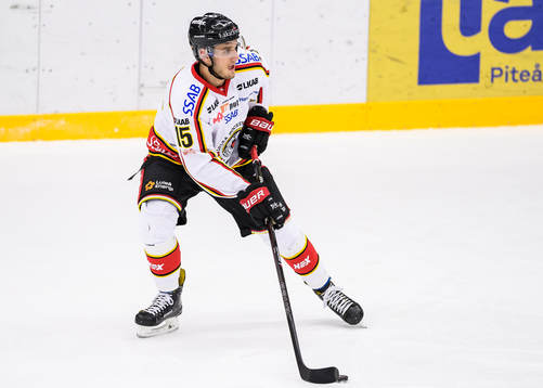 Luleås Christian Jaros med pucken