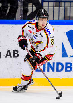 Luleås Kim Johansson med pucken
