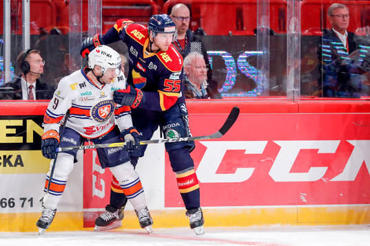 Växjös Josh Hennessy och Djurgårdens Alexander Urbom