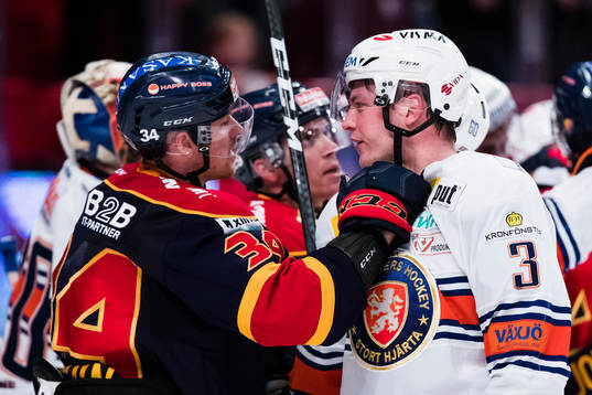 Djurgårdens Daniel Brodin i bråk med Växjös Oliver Bohm