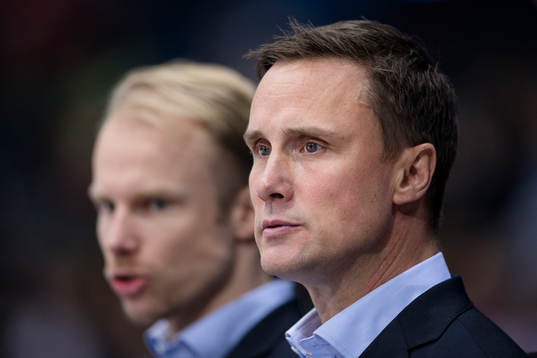 Frölundas assisterande tränare Johan Lundskog och