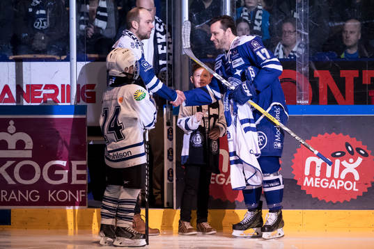 Matchens knatte Gustav Liss och Leksands Jesper Ollas delar