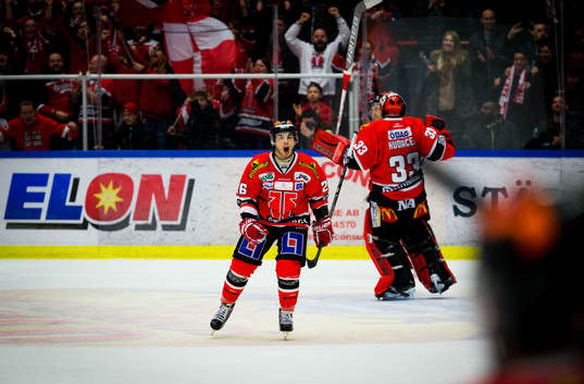 Örebros Greg Squires sätter