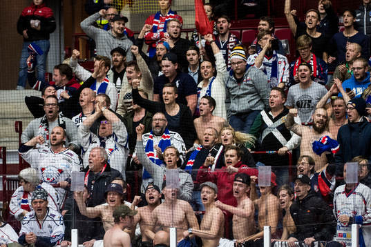 Linköpings supportrar jublar