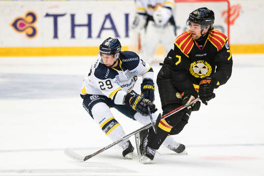 s Chris Abbott och Brynäs Pathrik Westerholm