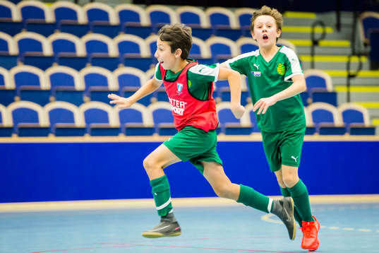 Spelare i BK Olympic jublar