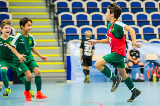Spelare i BK Olympic jublar