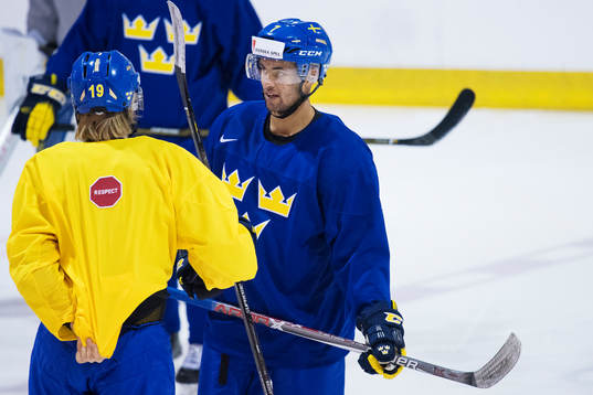 Alexander Nylander i samtal med Oliver Kylington på