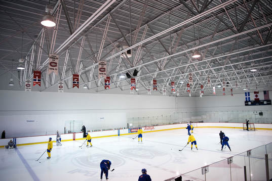 Generell vy över Sveriges ishockeylandslags träning