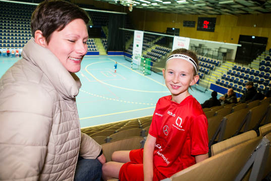 Jennie och Frida Ullner från LB07